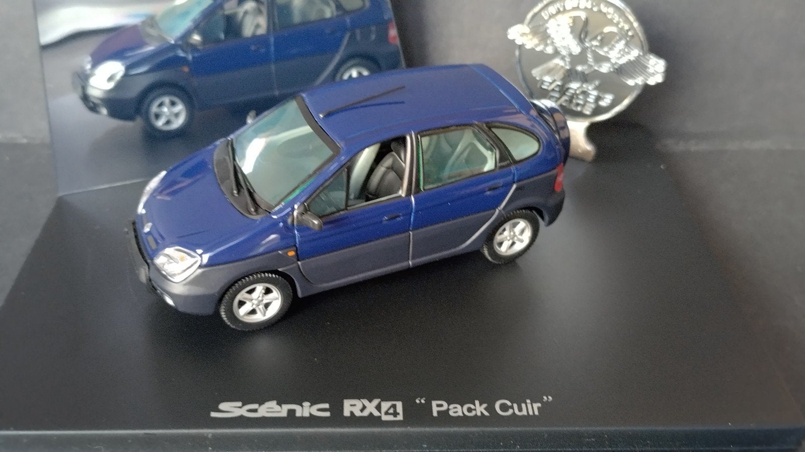 Renault Scenic RX4 Pack Cuir 1:43 Universal Hobbies Pol, Auto, Verzenden, ., Zo goed als nieuw