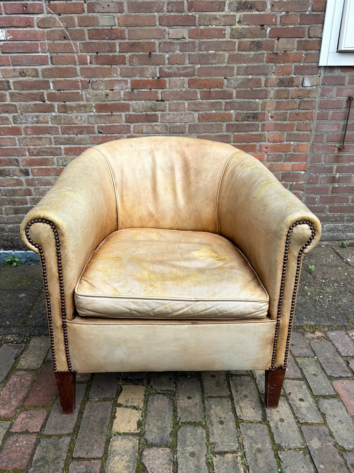 Oud Engelse leren club fauteuil, Ophalen, Zo goed als nieuw, 50 tot 75 cm, Leer