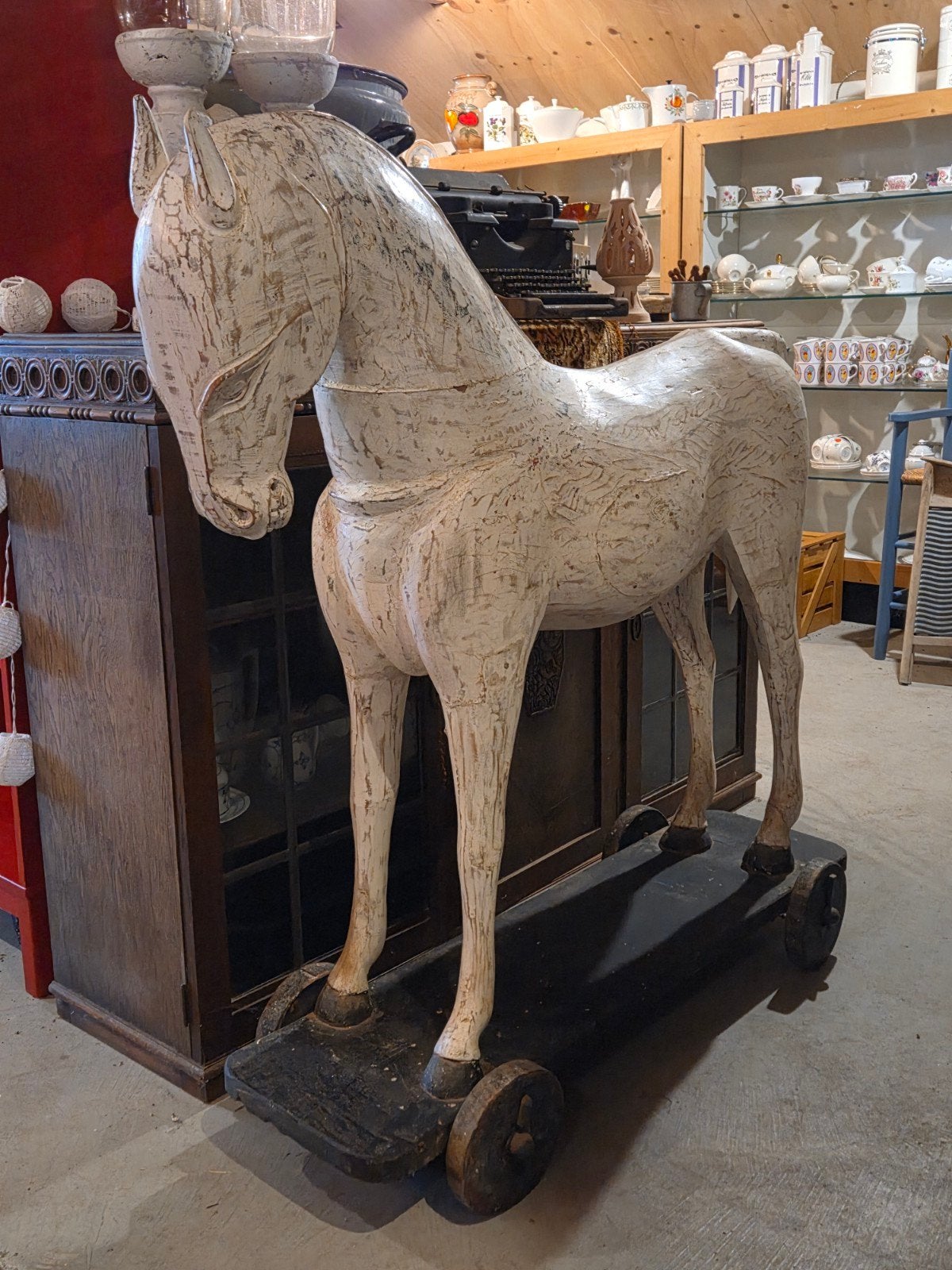 Groot decoratief houten paard op wielen, Antiek en Kunst, Antiek | Overige Antiek, Ophalen