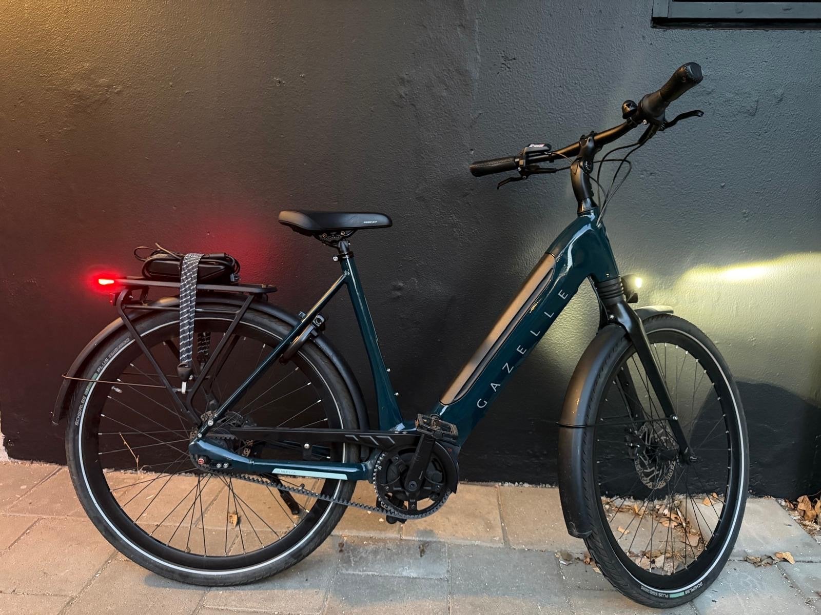 Gazelle Ultimate C8+ HMB |500Wh|53cm|+oplader, Ophalen, Gebruikt, 51 tot 55 cm, 50 km per accu of meer