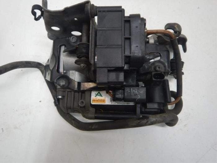 Compressor Mercedes C-Klasse (22743925), Ophalen of Verzenden, Gebruikt