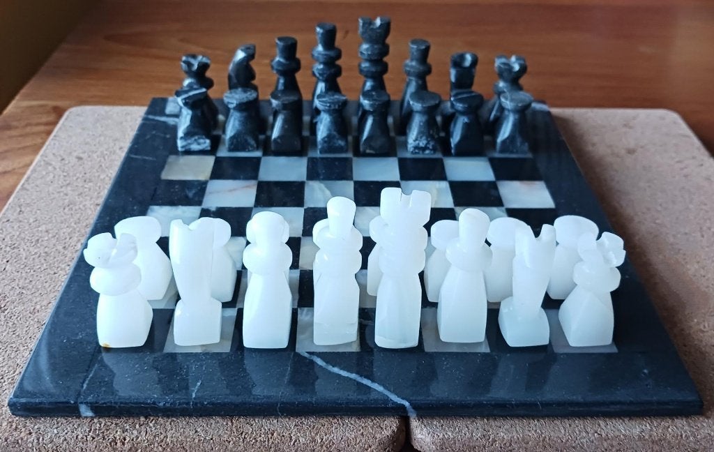 Marmeren schaakspel, Een of twee spelers, Ophalen, Zo goed als nieuw