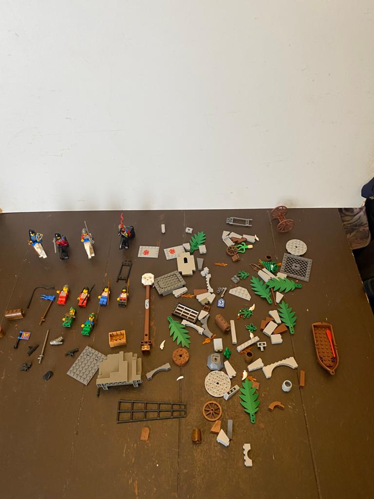 Lego ridders, piraten en soldaten restpartij, Ophalen of Verzenden, Gebruikt