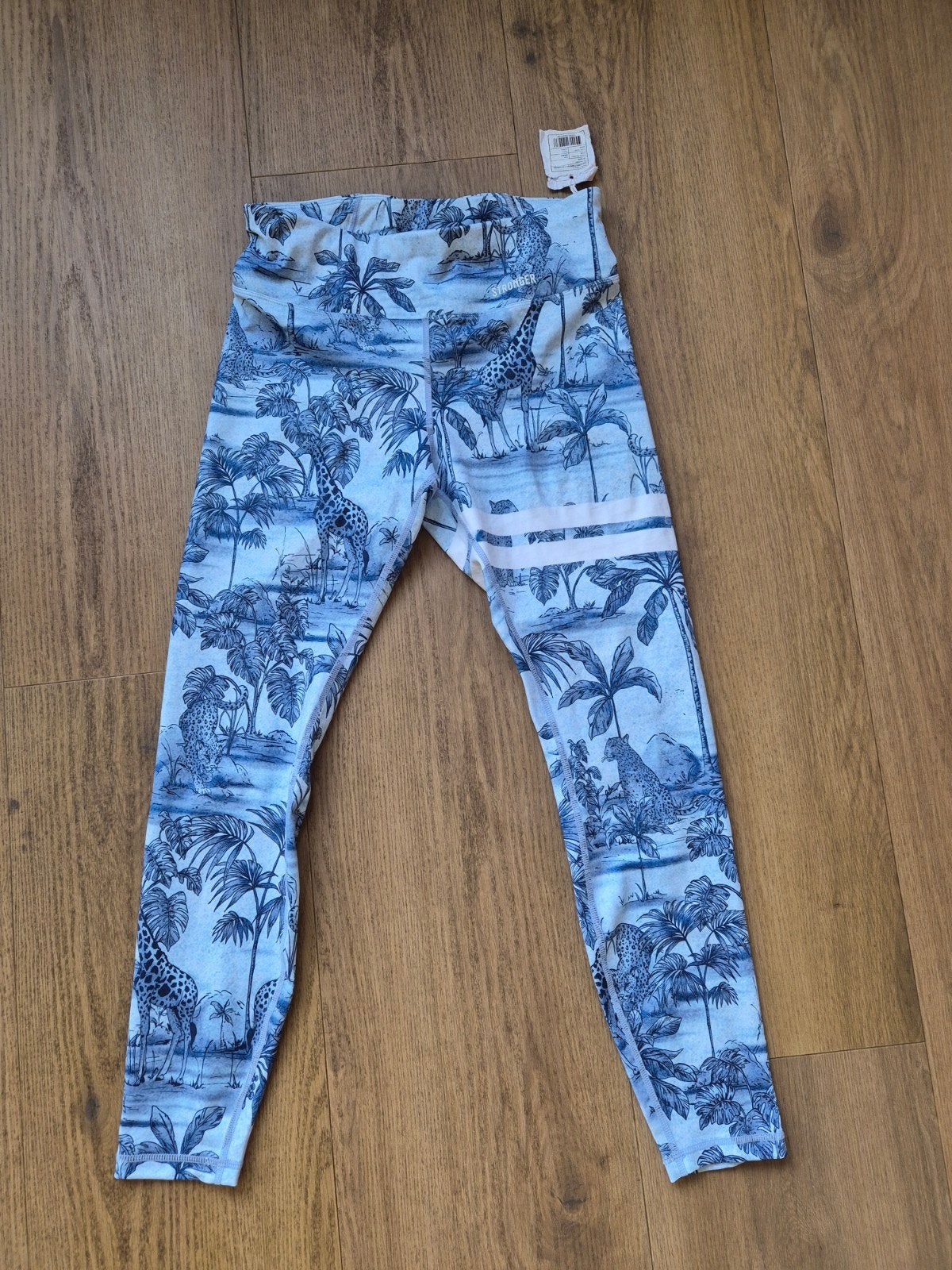 Nieuwe Stronger jungle print sportlegging, maat S, Kleding | Dames, Sportkleding, Zwart, Nieuw, Ophalen of Verzenden, Fitness of Aerobics