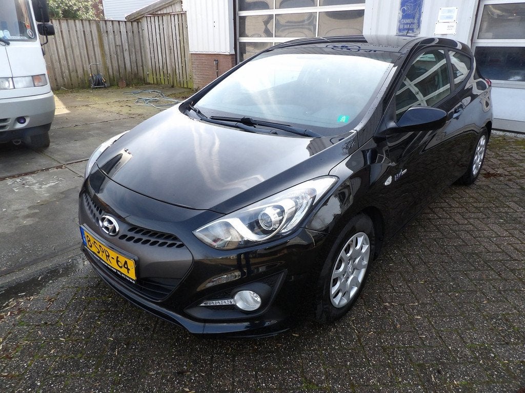 Hyundai I30 1.6 GDI i-Drive Cool airco navi, Voorwielaandrijving, Euro 5, 135 pk, Gebruikt