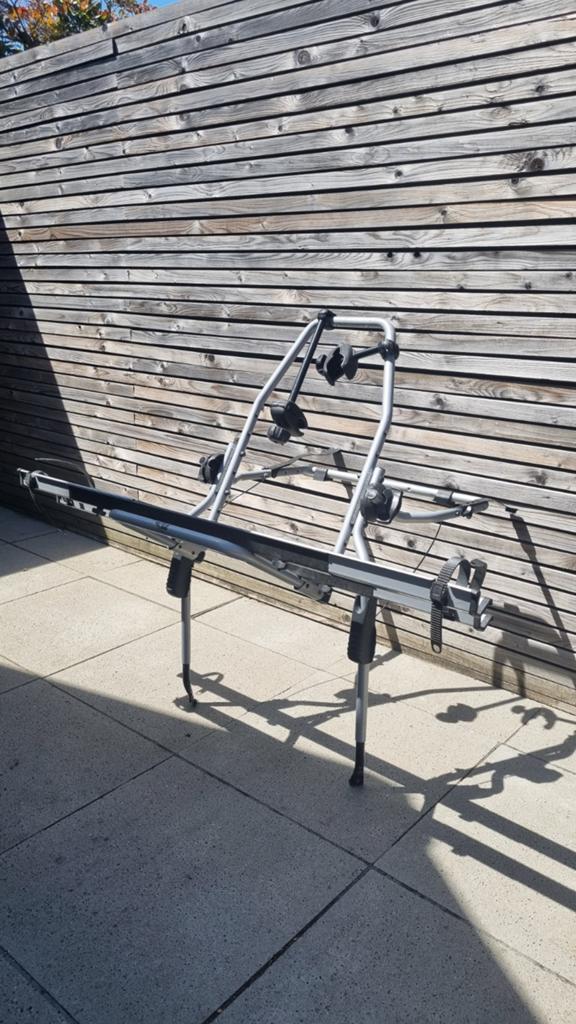 Thule clipon 9105 fietsendrager met adapter 9115, Auto diversen, Fietsendragers, Gebruikt, Achterklepdrager, 2 fietsen, Ophalen