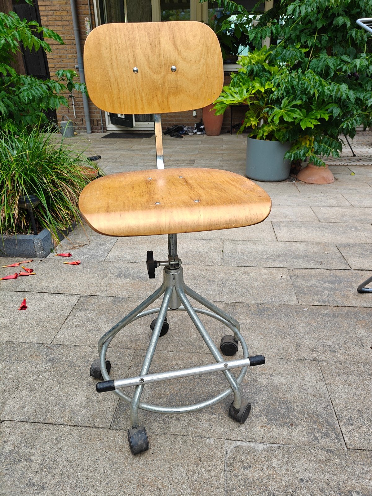 Vintage hoge Bureaustoel met Houten Zitting en Rugleuning, Ophalen