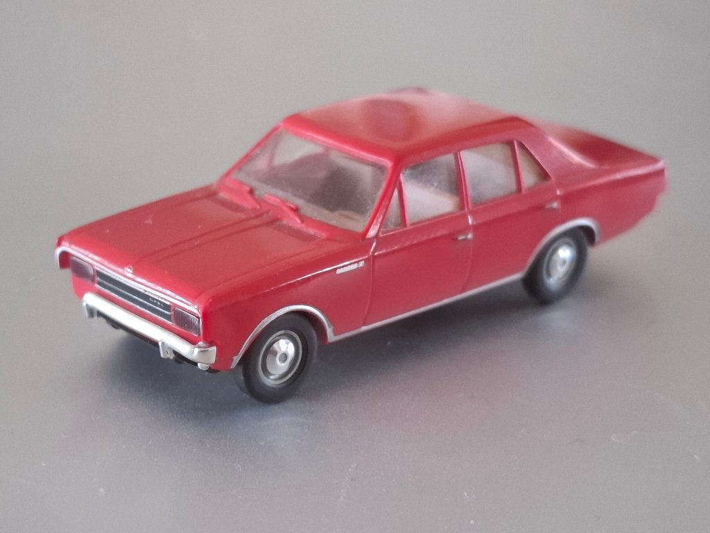 1:87 Opel Rekord C rood Brekina € 7,5, Verzenden, Zo goed als nieuw, Auto, Brekina