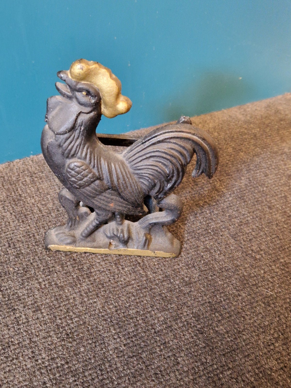 Vintage gietijzeren servet/brievenhouder pronkende Haan, Ophalen of Verzenden
