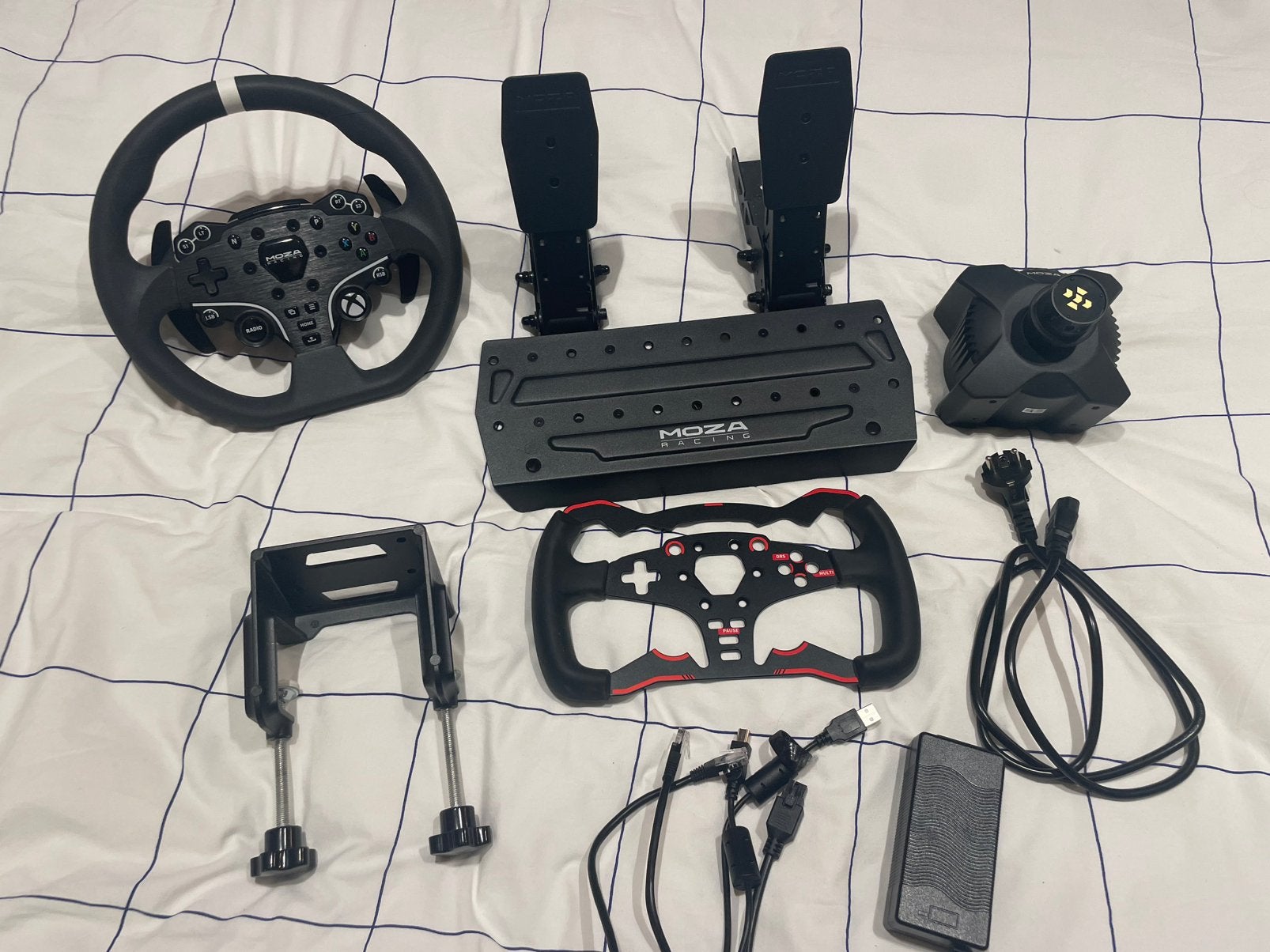 Moza R3 - PC/Xbox + Formula Wheel, Ophalen of Verzenden, Zo goed als nieuw, Xbox Series S
