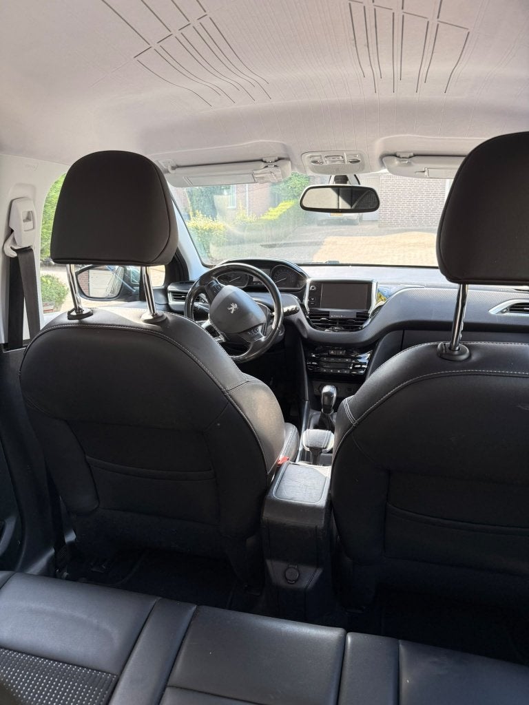Foto 13 van Peugeot 2008 1.2 VTI 60KW/82PK 2014 Grijs