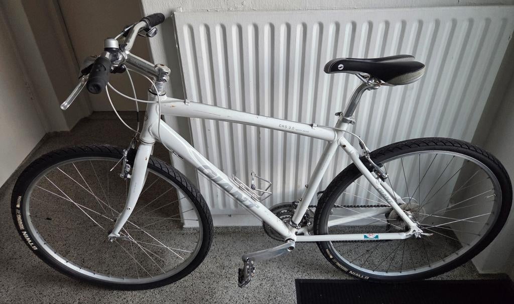 Giant CRS 3.0 sport series fiets framemaat L, Ophalen, Zo goed als nieuw, Minder dan 10 versnellingen, Giant