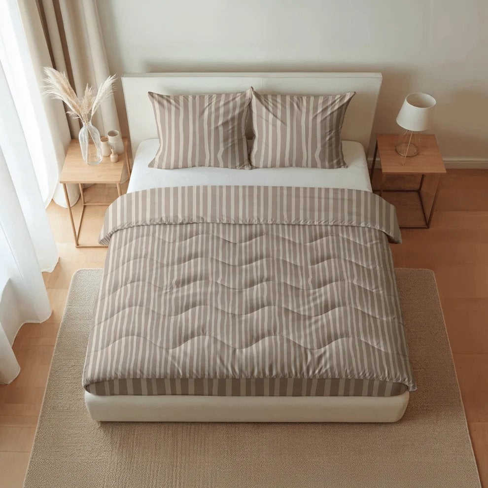 Zelesta royal cotton brown stripes NIEUW, Huis en Inrichting, Slaapkamer | Beddengoed, Nieuw, Deken of Dekbed, Tweepersoons, Bruin