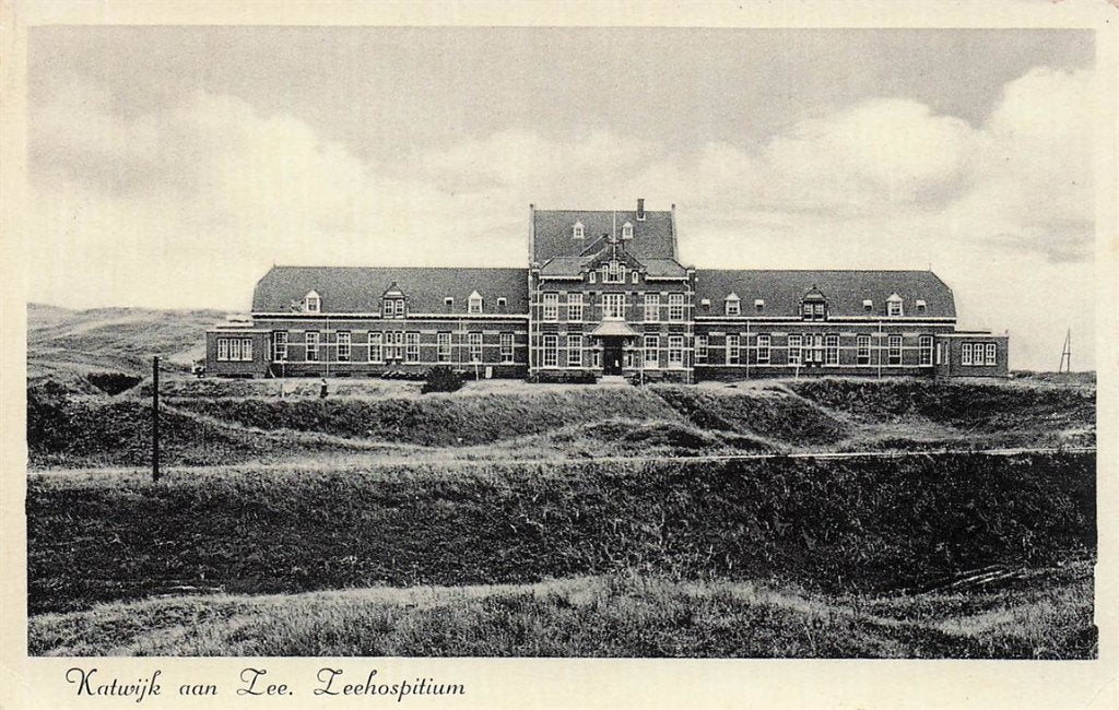703-392-021 Katwijk aan Zee Zeehospitium, Verzamelen, Ansichtkaarten | Nederland, Verzenden, Voor 1920, Zuid-Holland