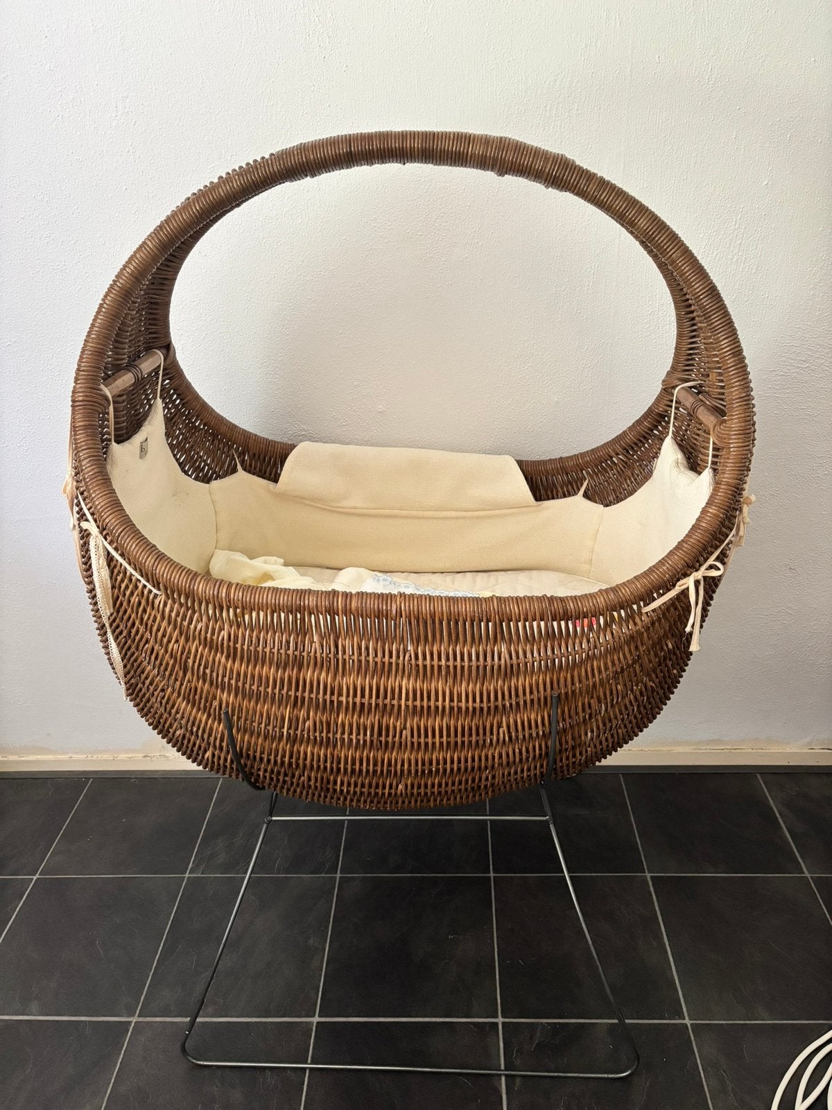 Celine wieg baby rotan, Ophalen, Zo goed als nieuw, Wieg