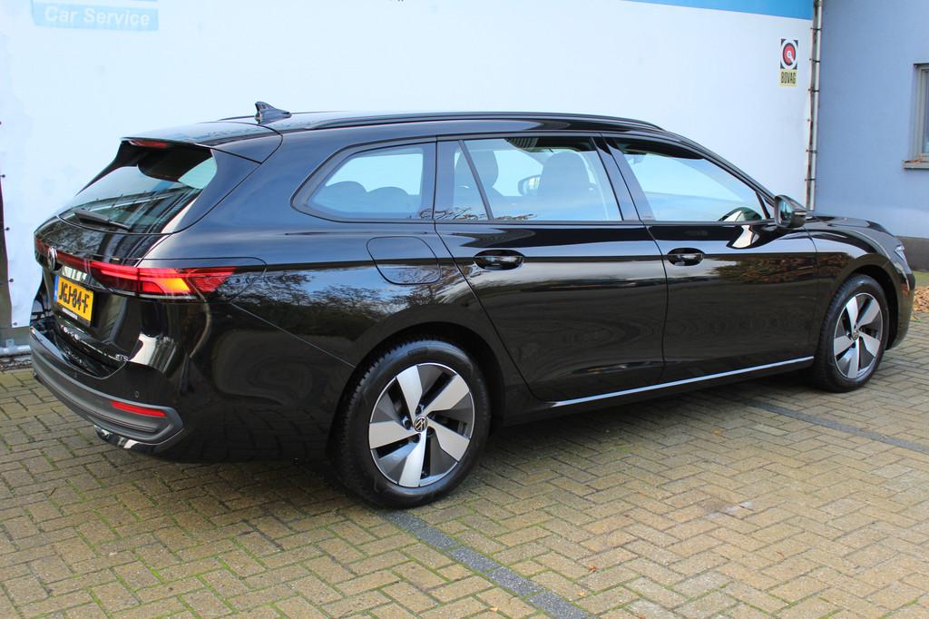 Volkswagen Passat Variant 1.5 eTSI 150 pk | Incl. 12 maanden, 12 maanden, Stof, 4 cilinders, Zwart