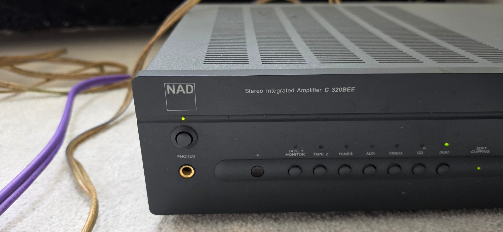 ELAC 105 II Luidsprekers met NAD C 320BEE Verste, Vloerstaande luidspreker, Gebruikt, 60 tot 120 watt, AUX-ingang