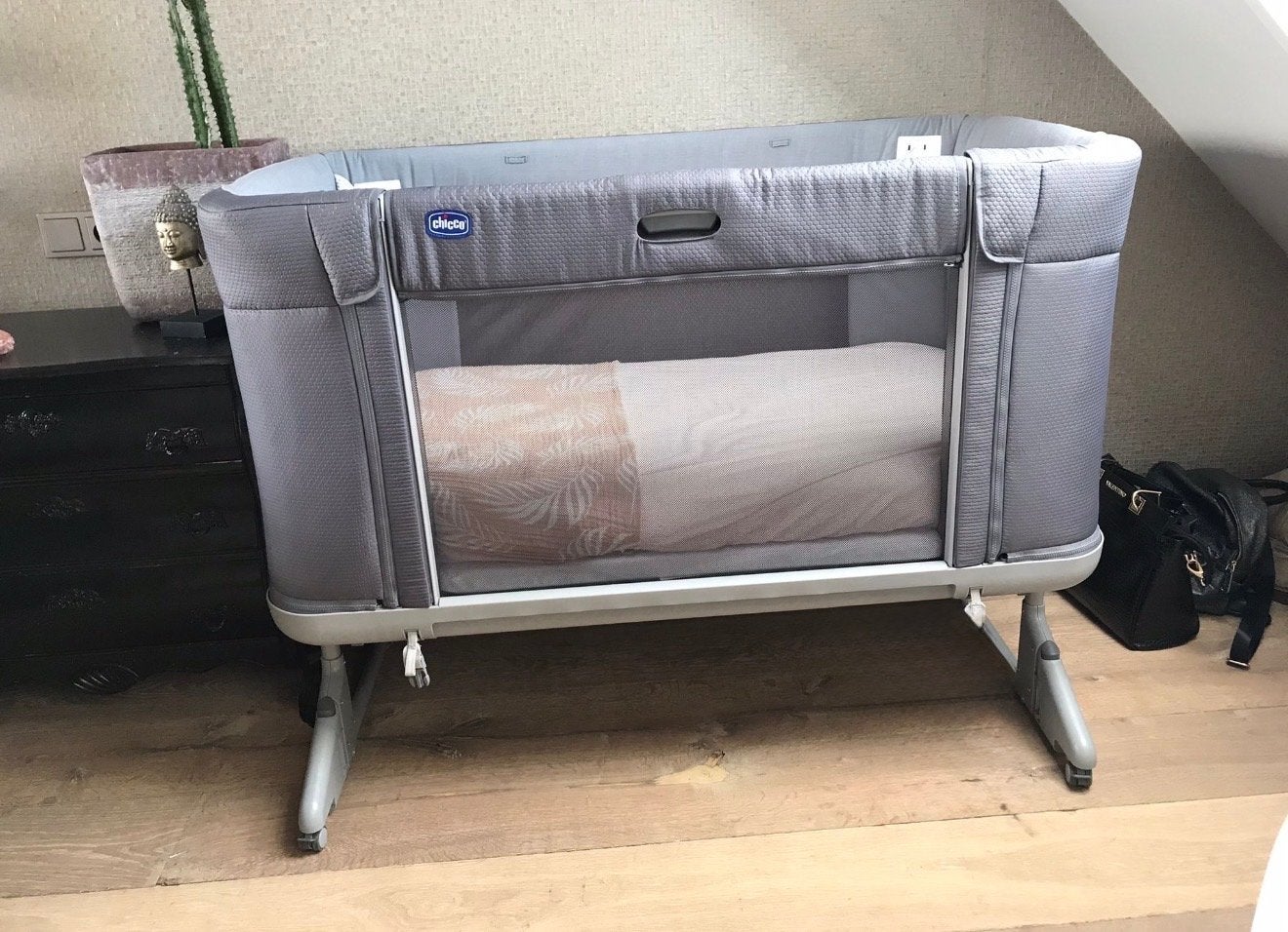 Chicco Next2Me Forever Co-Sleeper/Ledikant/Reisbedje, Kinderen en Baby's, Babywiegjes en Ledikanten, Ophalen, Zo goed als nieuw