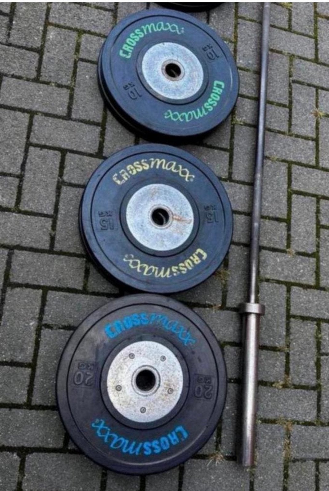 105kg Crossmaxx Competition Bumperplates + Crossmaxx Barbell, Ophalen, Gebruikt, Halterschijven