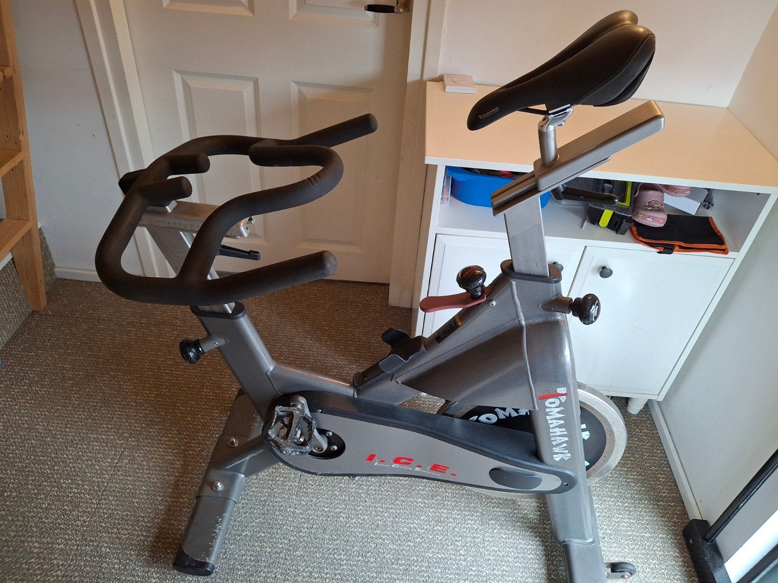 Tomahawk S Series Spinningfiets - ICE Indoor Cycling, Sport en Fitness, Ophalen, Gebruikt, Armen, Spinningfiets