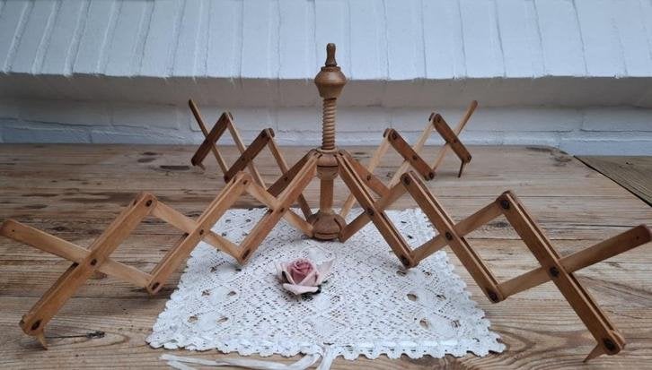 Oude houten garenwinder + losse voet, voor de knutselaar, Ophalen of Verzenden