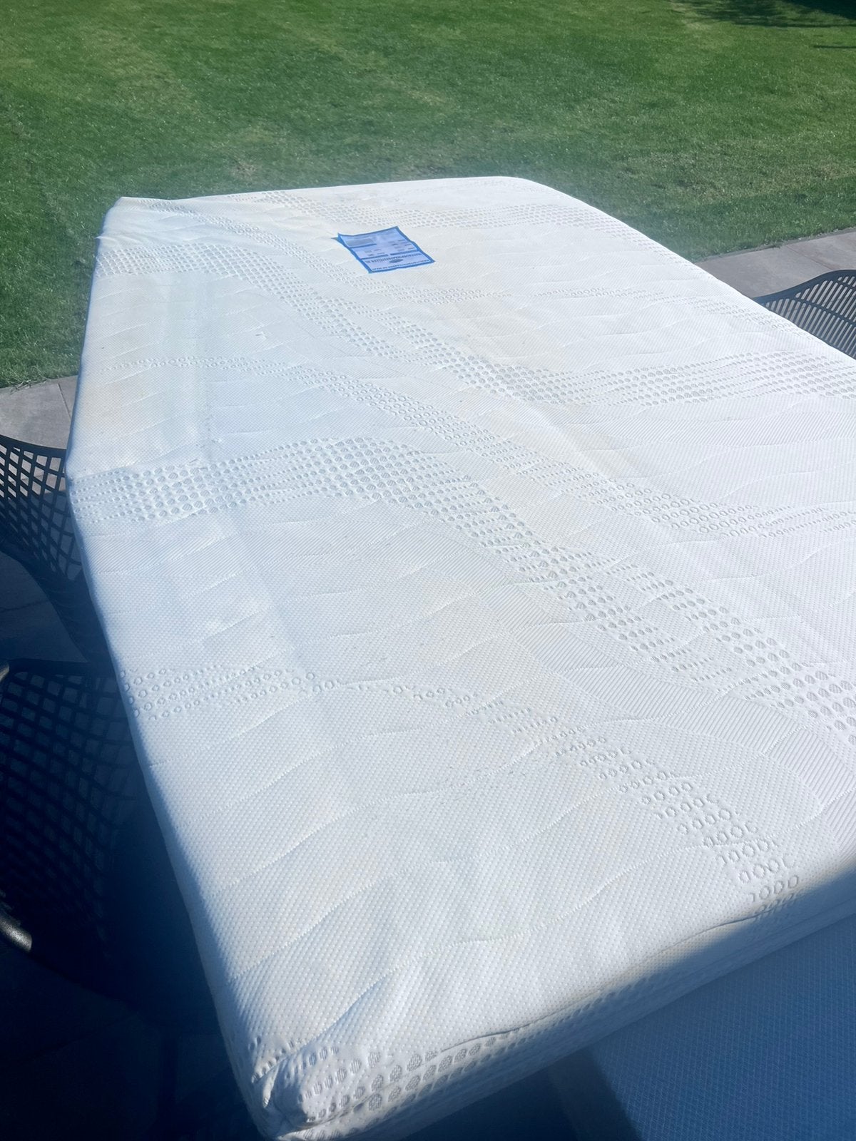 Matras frans bed - schuine kant rechterzijde, Caravans en Kamperen, Caravan accessoires, Ophalen, Zo goed als nieuw
