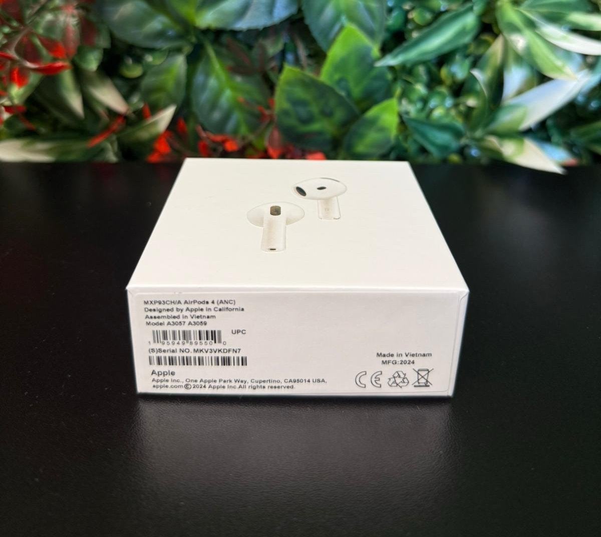 AirPods 4  ANC met Active Ruisonderdrukking - Nieuw & Sealed, Telecommunicatie, Mobiele telefoons | Oordopjes, Ophalen of Verzenden