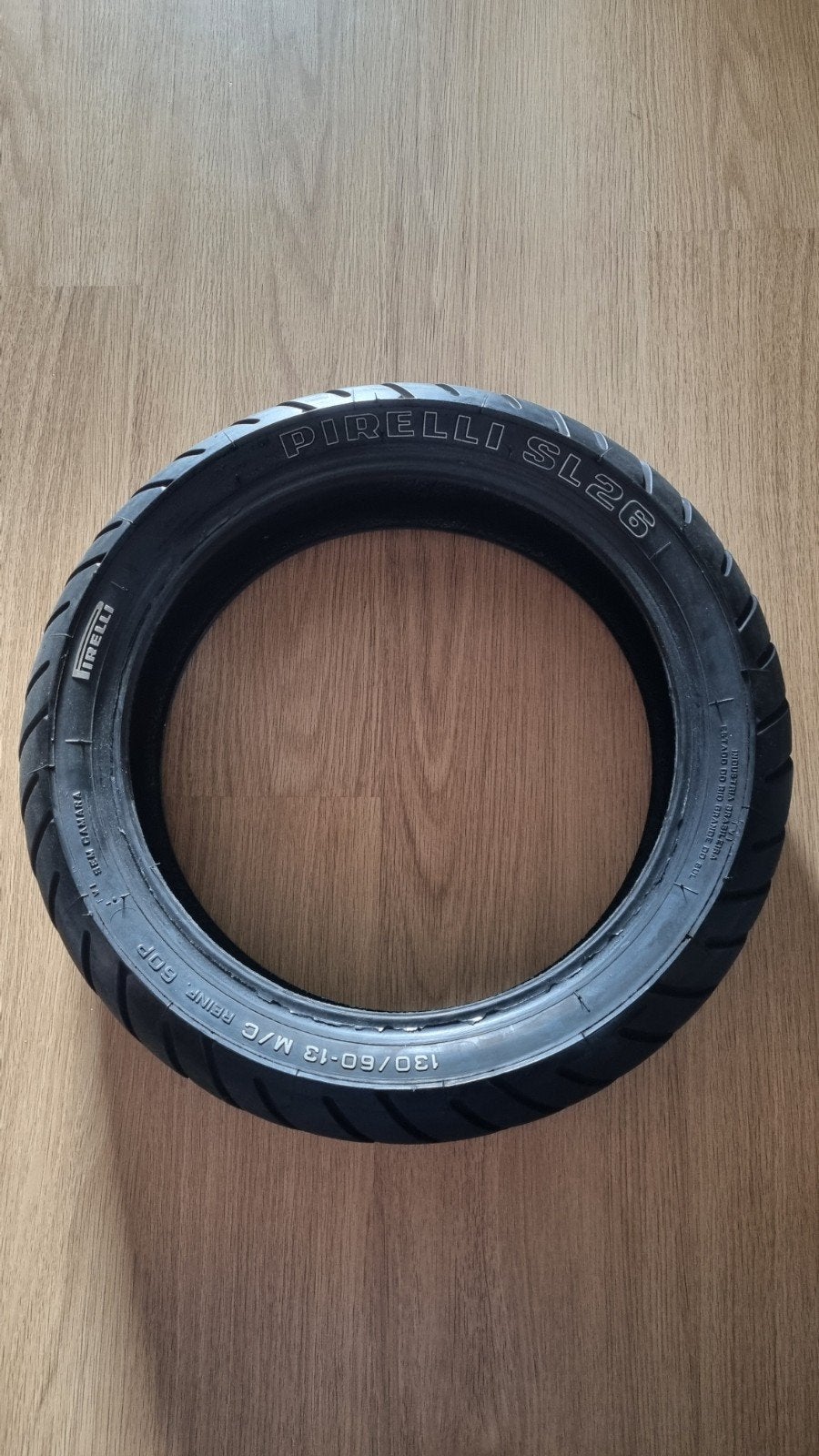Pirelli 130/60/13, Fietsen en Brommers, Ophalen of Verzenden, Gebruikt, Overige typen, Overige merken