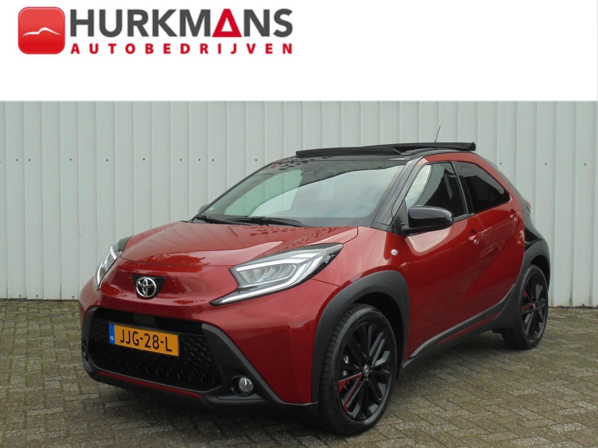 Toyota Aygo X 1.0 VVT-i AUTOMAAT CABRIODAK CLIMATE CONTROL, Dealer onderhouden, Stof, Gebruikt, 4 stoelen
