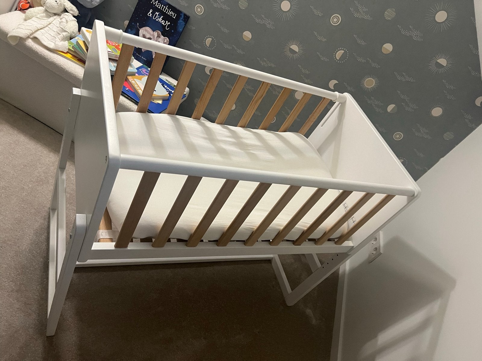 Petite Amélie co-sleeper incl. Aero sleep matras en toebehor, Ophalen, Zo goed als nieuw, Wieg