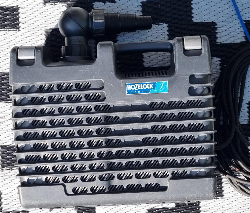 Hozelock AquaForce 8000. Zie ook mijn andere advertenties., Ophalen of Verzenden, Zo goed als nieuw, Vijverpomp