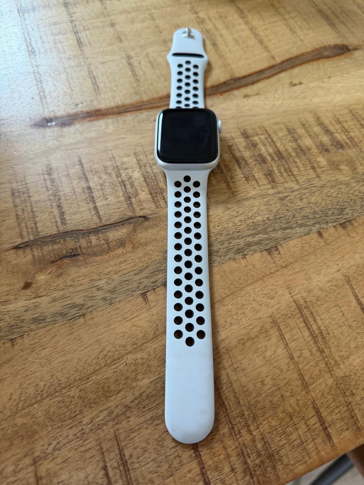 Apple Watch Nike, Afstand, Wit, IOS, Ophalen of Verzenden