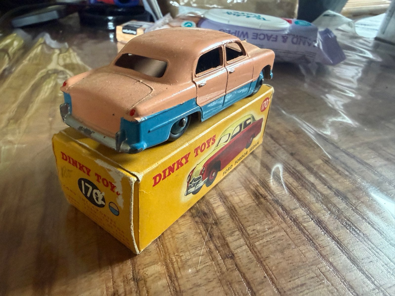 Dinky Toys Ford Fordor Sedan met originele doos - Zeldzaam, Cc, Gebruikt, Dinky Toys, Ophalen of Verzenden