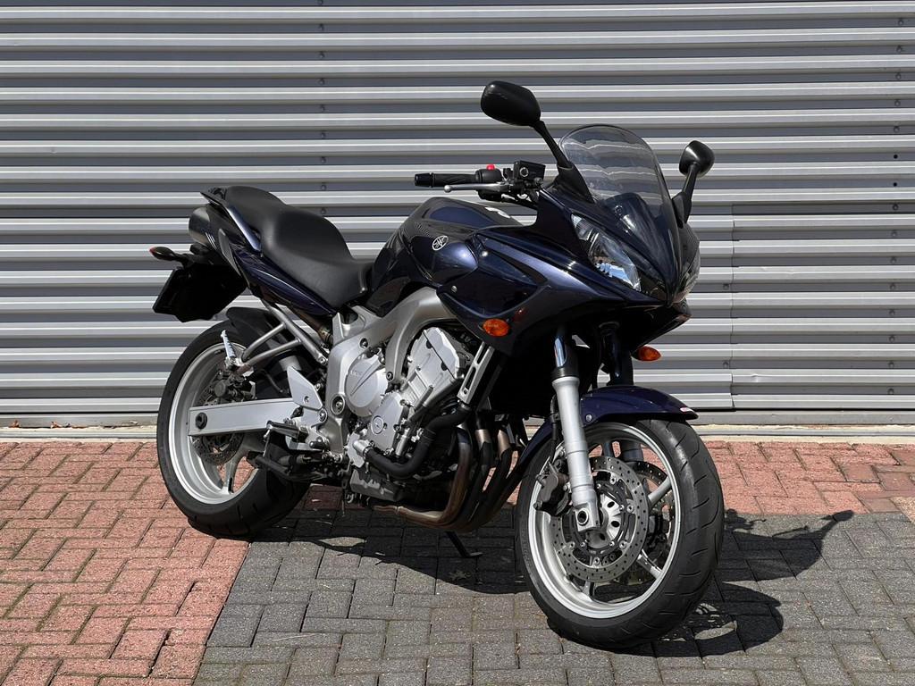 Yamaha Tour FZS 600 Fazer | 27604km, Motoren, Motoren | Yamaha, Bedrijf, Meer dan 35 kW, Toermotor, 600 cc