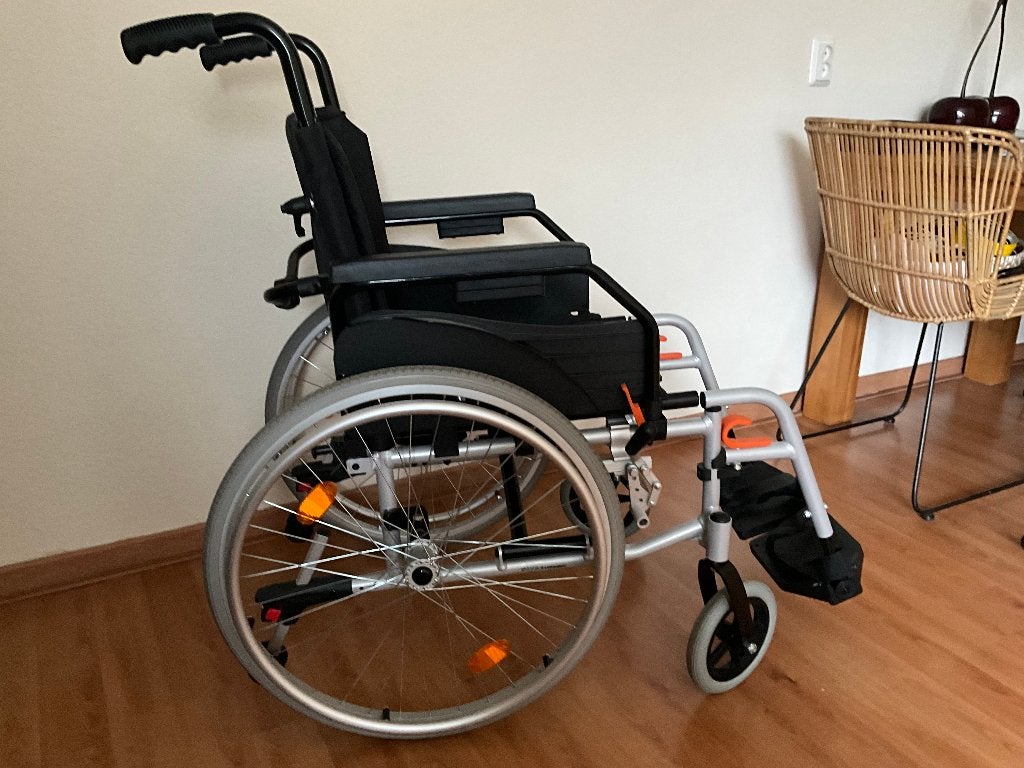 Rolstoel Excel G-Lightweight grootwiel incl voetsteunen, Diversen, Ophalen, Inklapbaar, Gebruikt, Duwrolstoel