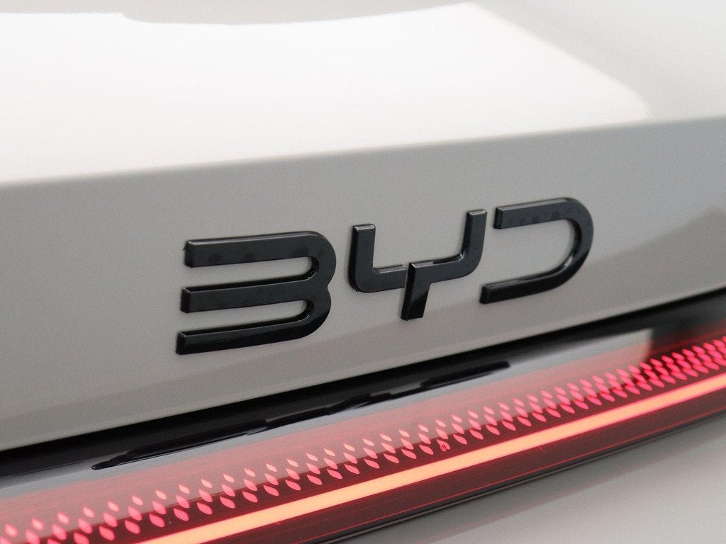 BYD Seal U SEAL U 1.5 DM-i FWD Boost | Black Line | Panorama, Auto's, BYD, Seal U, Hybride Elektrisch/Benzine, SUV of Terreinwagen