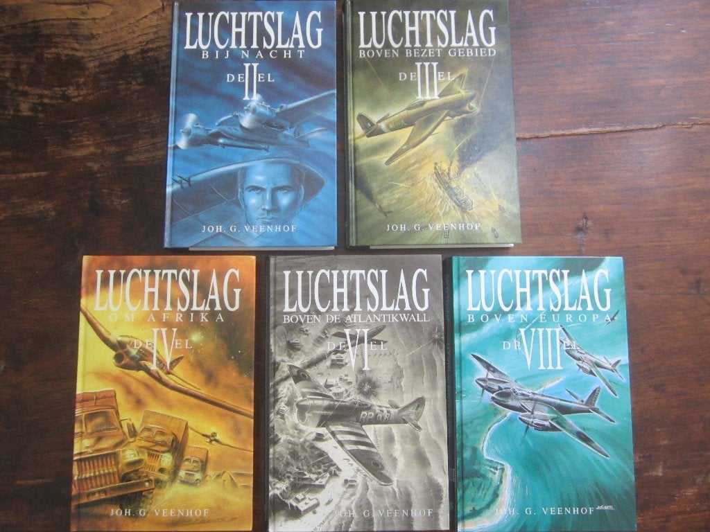Joh G Veenhof Luchtslag dl 2,3,4,6,8 Afrika/bezetnacht, Boeken, Ophalen of Verzenden, Tweede Wereldoorlog, Zo goed als nieuw, Luchtmacht