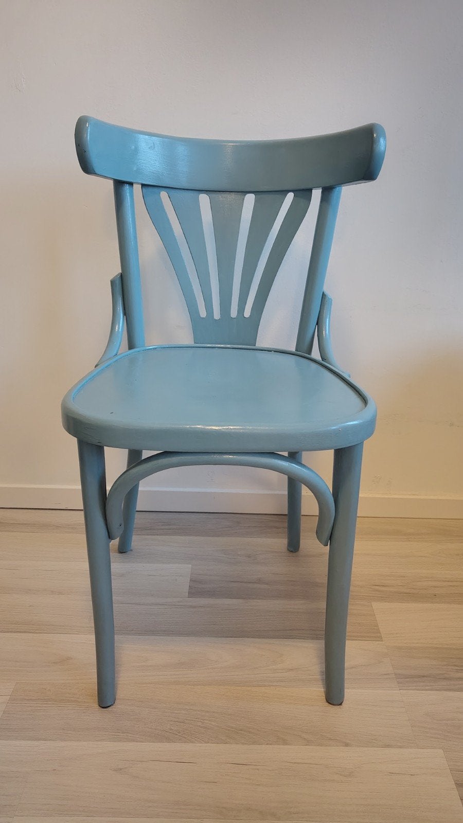 Blue chair, Ophalen, Eén