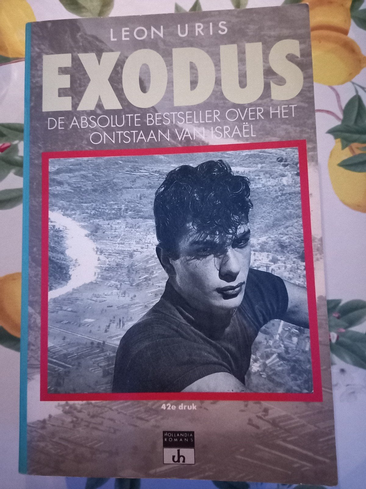 M8 Exodus - Leon Uris (42e druk) - Bestseller over Israël, Ophalen of Verzenden, Gelezen, Leon Uris, Europa overig
