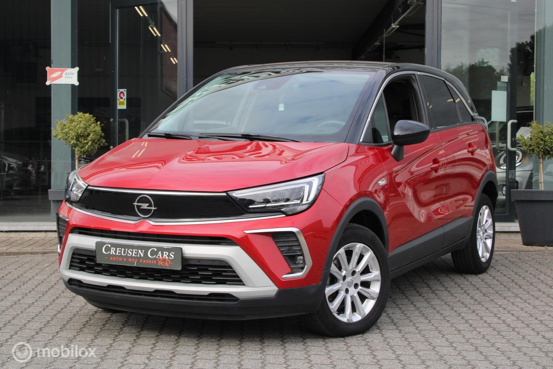 Opel Crossland 1.2 Turbo Elegance/Led/Navi/Cam/Stoel stuurvw, 840 kg, Gebruikt, Zwart, 1199 cc