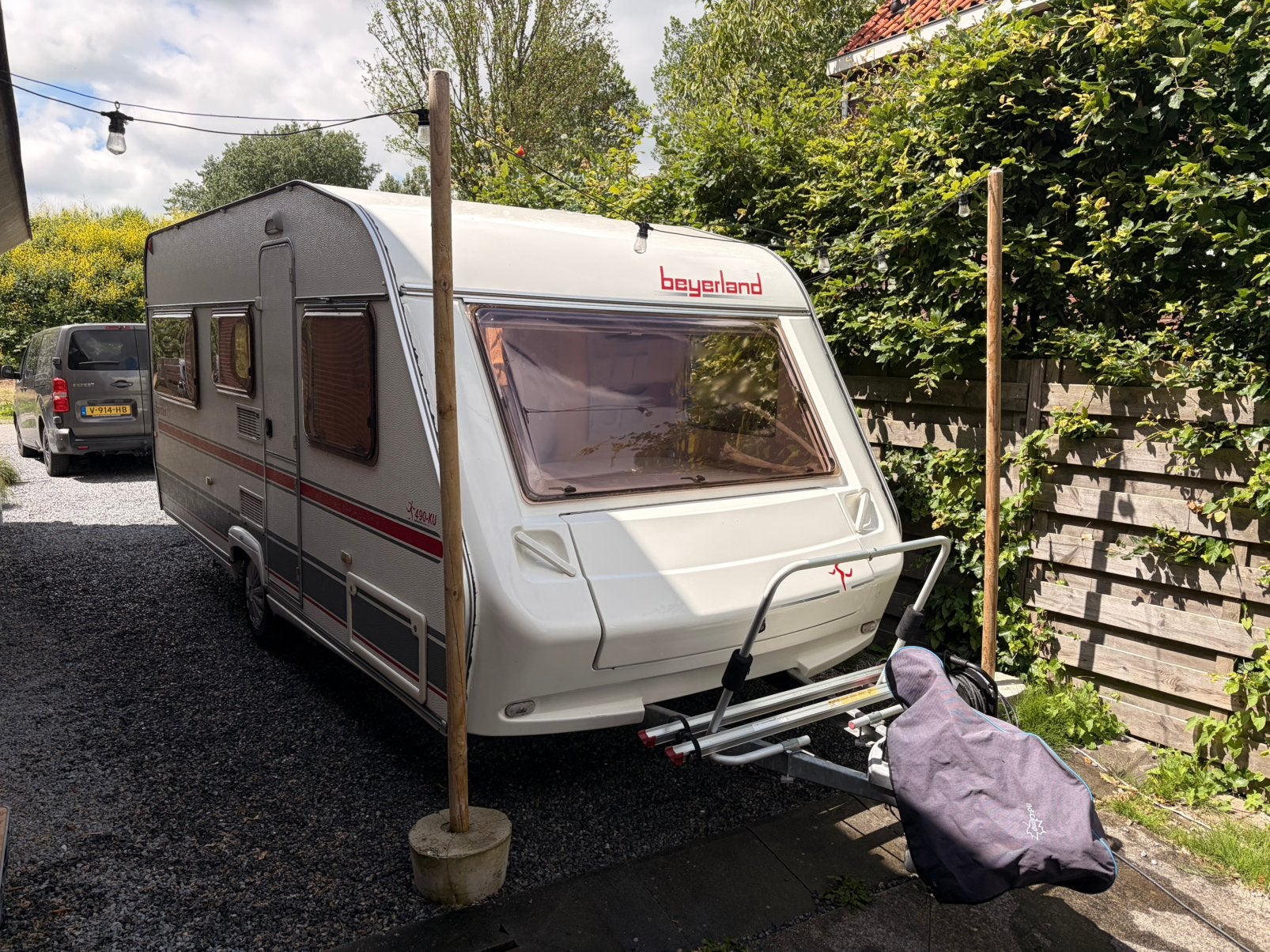 Beyerland Sprinter LX 490KU +Mover, Unico Luifel INSTAPKLAAR, Caravans en Kamperen, Caravans, Mover, Treinzit, Particulier, Vast bed