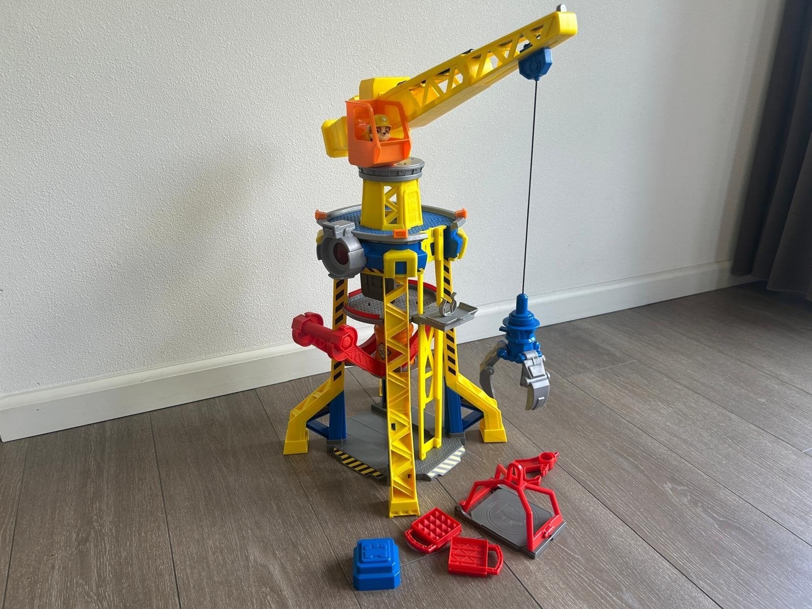 Rubble &Crew Blafwerf Paw Patrol Toren met Kraan, Ophalen, Zo goed als nieuw, Jongen of Meisje