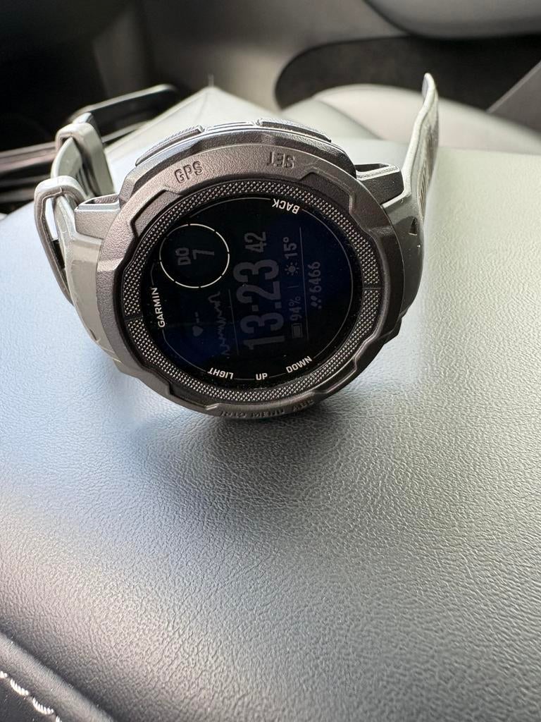 Garmin instinct 2, Ophalen, Zo goed als nieuw, Zwart, Android