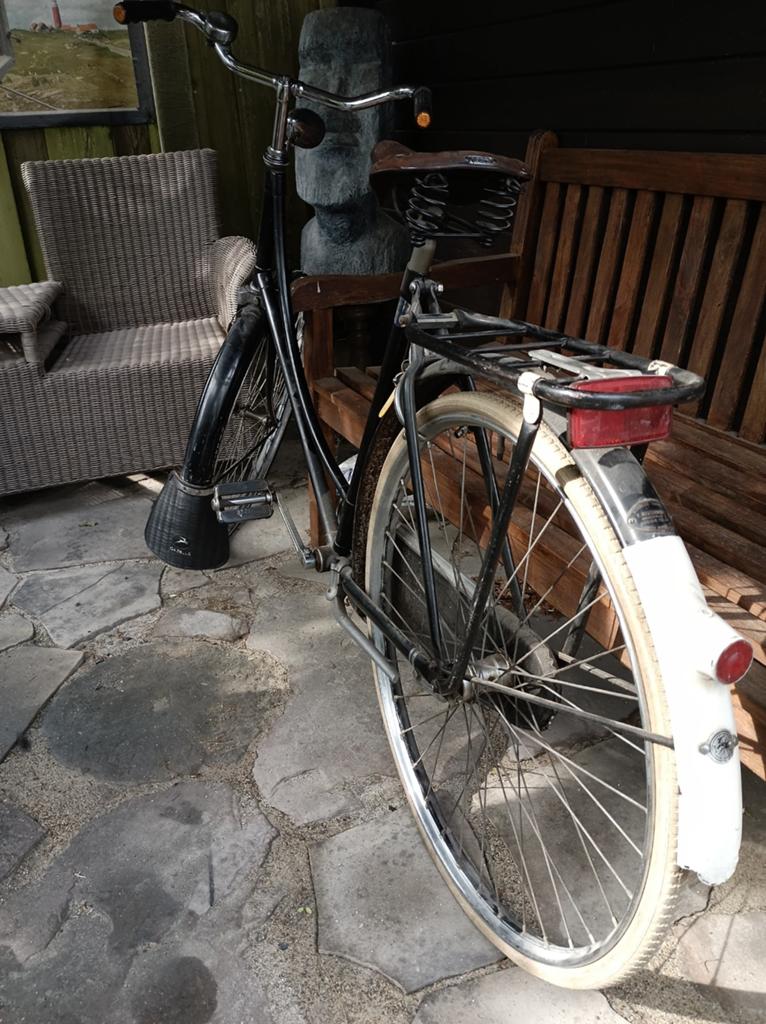 Oude gazelle fiets opknappertje zit wat werk aan!!, Fietsen en Brommers, Fietsen | Heren | Herenfietsen, Ophalen, Gebruikt, Gazelle