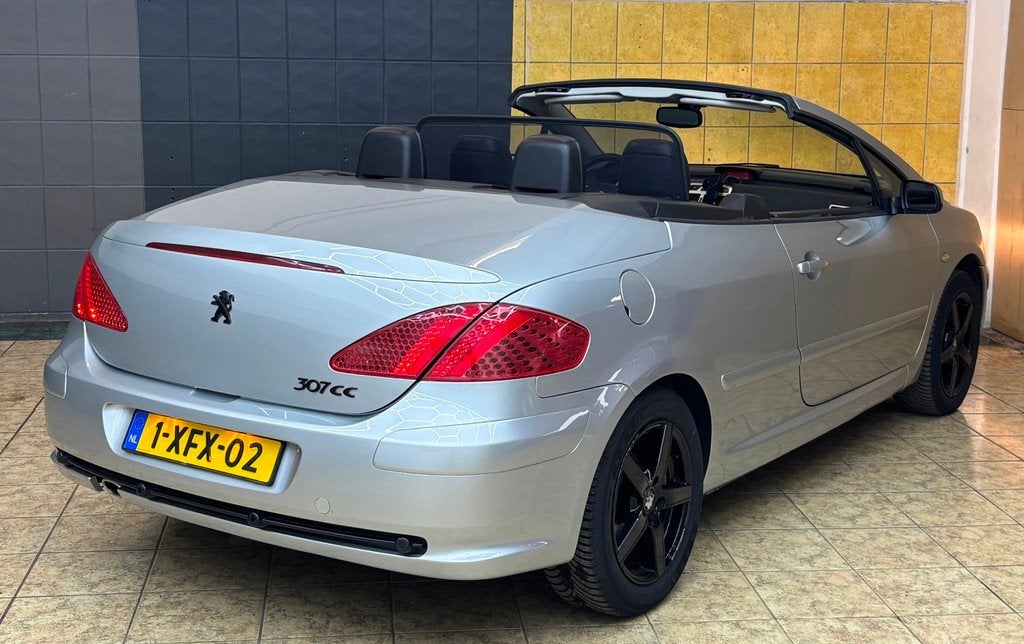 Peugeot 307 CC 2.0-16V/CABRIO/AUTOMAAT/NW APK, Auto's, Peugeot, Bedrijf, Te koop, ABS, Airbags, Airconditioning, Alarm, Automatische klimaatregeling