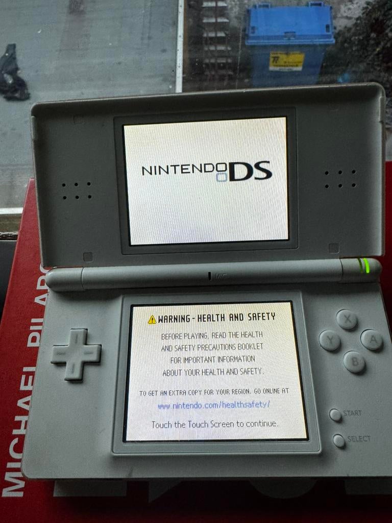 Nintendo ds goeie staat, Spelcomputers en Games, Ophalen of Verzenden, Zo goed als nieuw, DS Lite