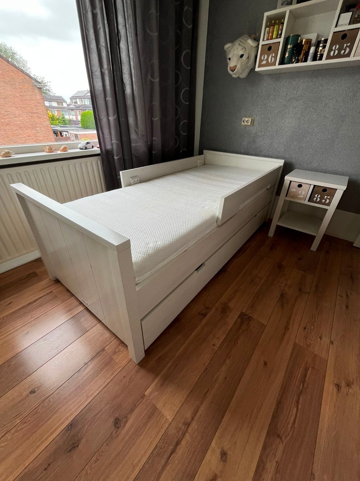 Bopita Bed met uitschuifbare bed of lade en nachtkastje, Ophalen, Gebruikt, 90 cm, Eenpersoons