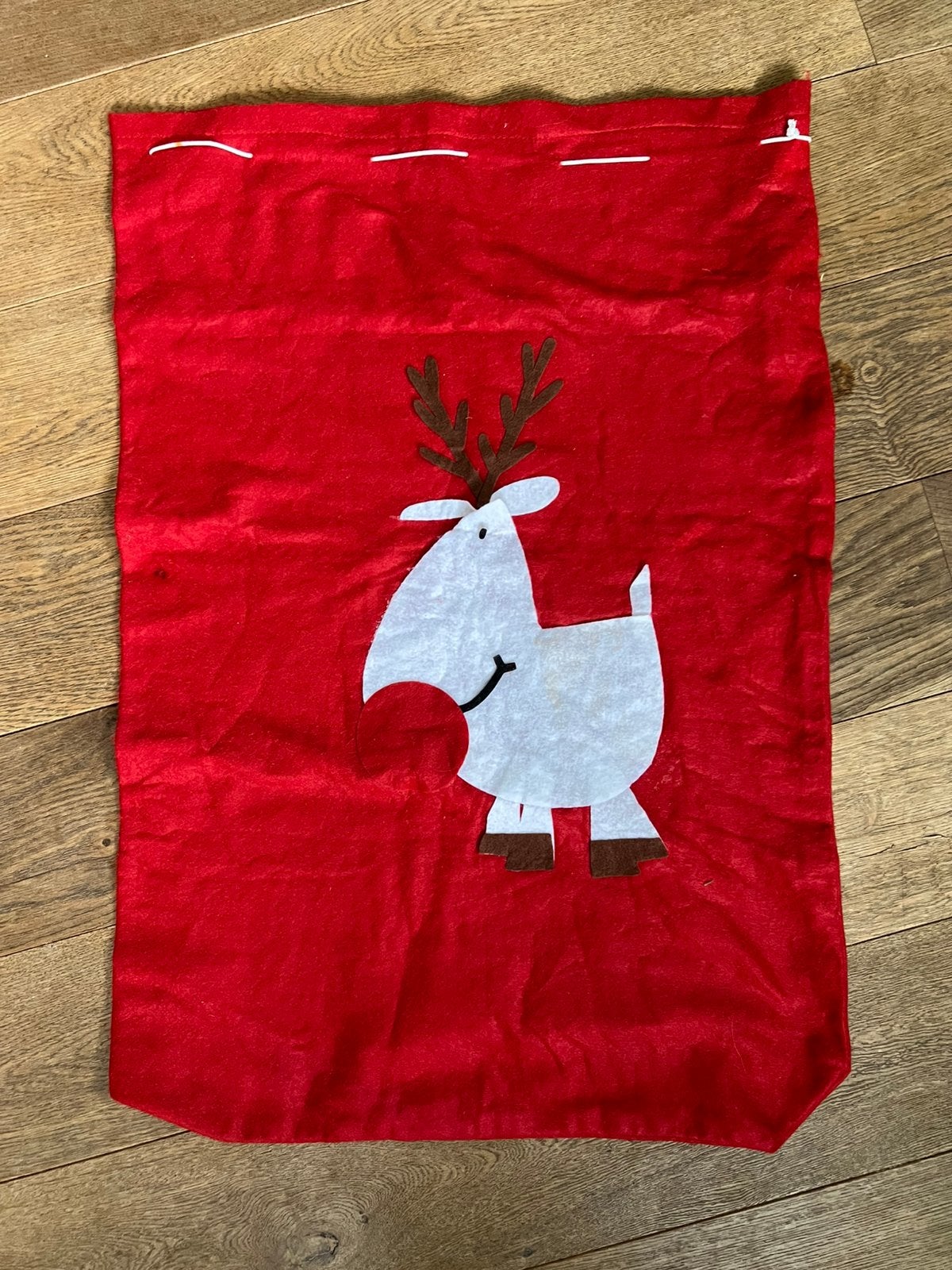 Filten zak rood met rendier, Diversen, Kerst, Ophalen of Verzenden, Gebruikt