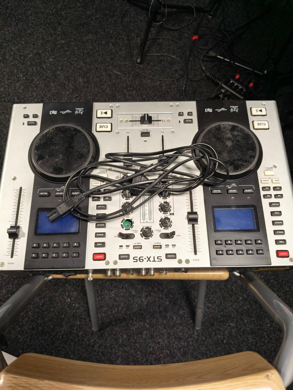 Skytec STX-95 DJ-set - Origineel en Compleet, Ophalen of Verzenden, Gebruikt, Overige merken