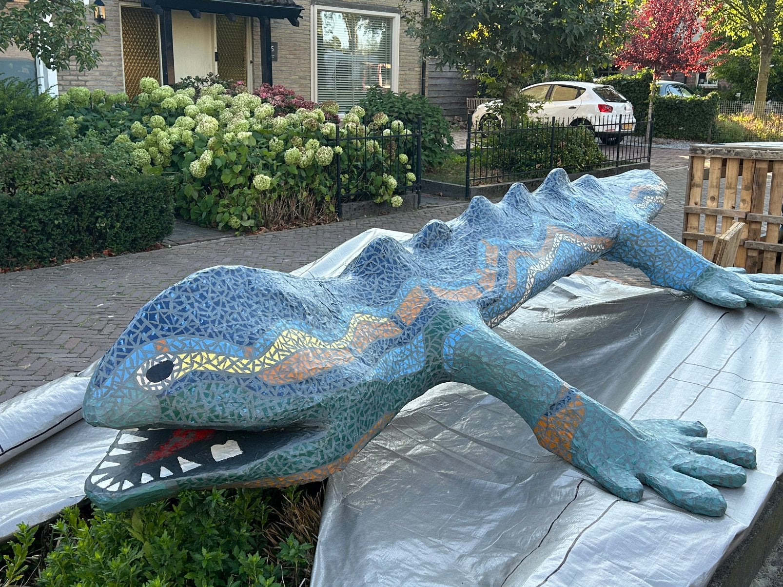 Salamander, papier maché, ruim 3 meter lang, Kinderen en Baby's, Ophalen, Gebruikt
